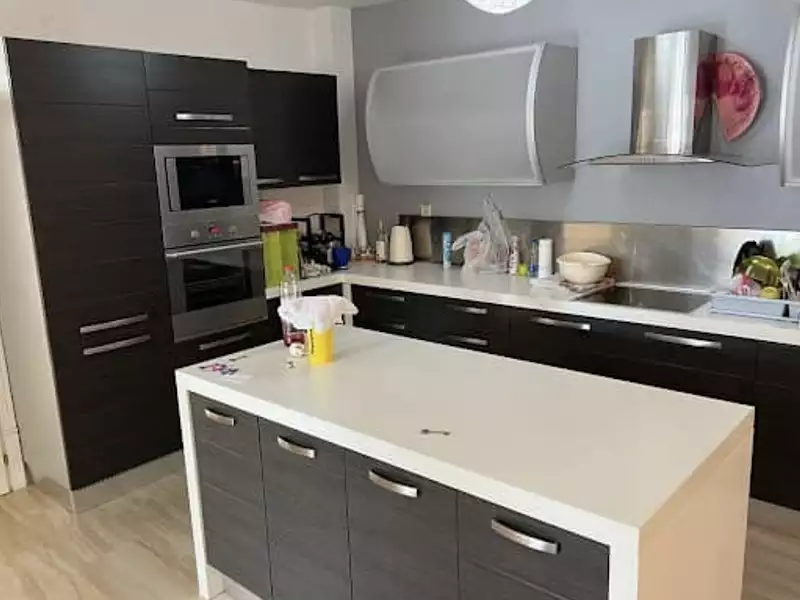 House 358m² in Montenegro, Budva. Priced at 790000€ rent photo-8