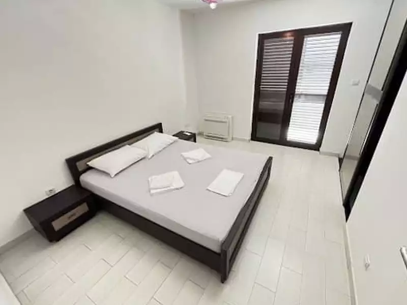House 358m² in Montenegro, Budva. Priced at 790000€ rent photo-12