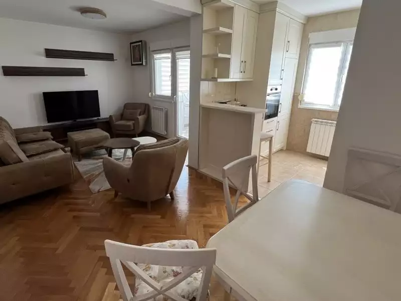 Flat 76m² in Italy, Barga. Priced at 240000€ rent photo-3