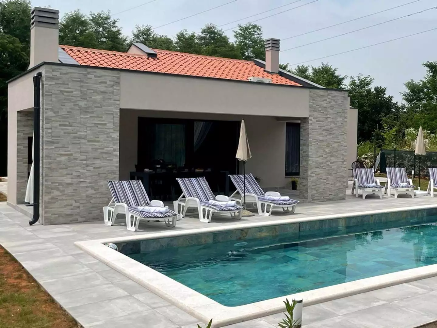 Villa 140m² in Croatia, Labin. Priced at 500000€ rent photo-1