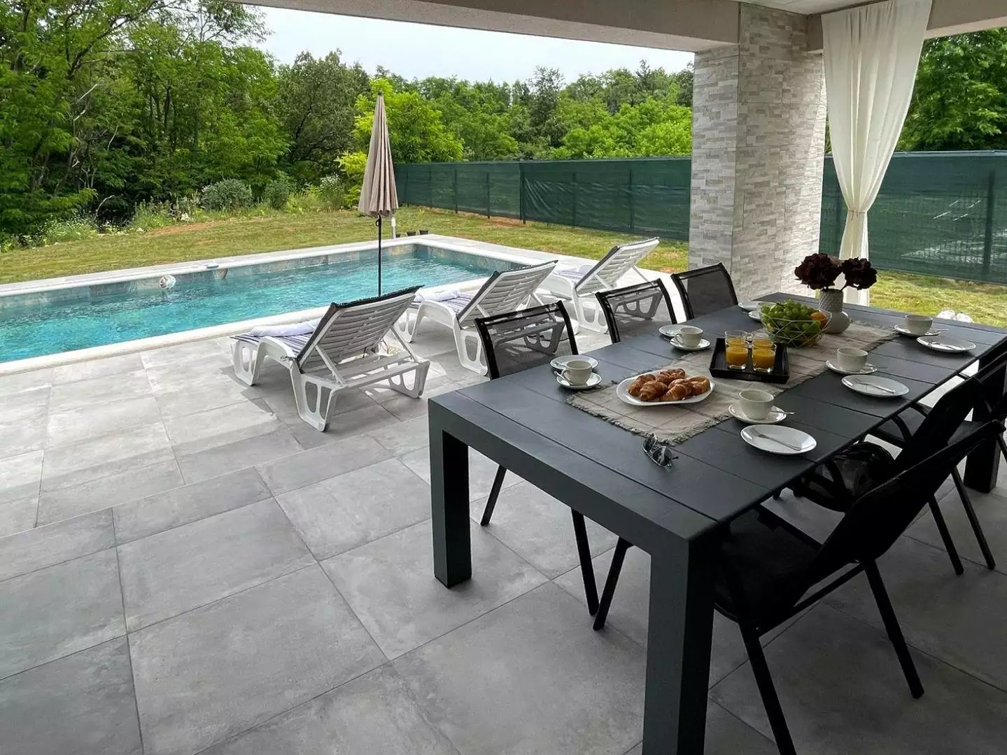 Villa 140m² in Croatia, Labin. Priced at 500000€ rent photo-3