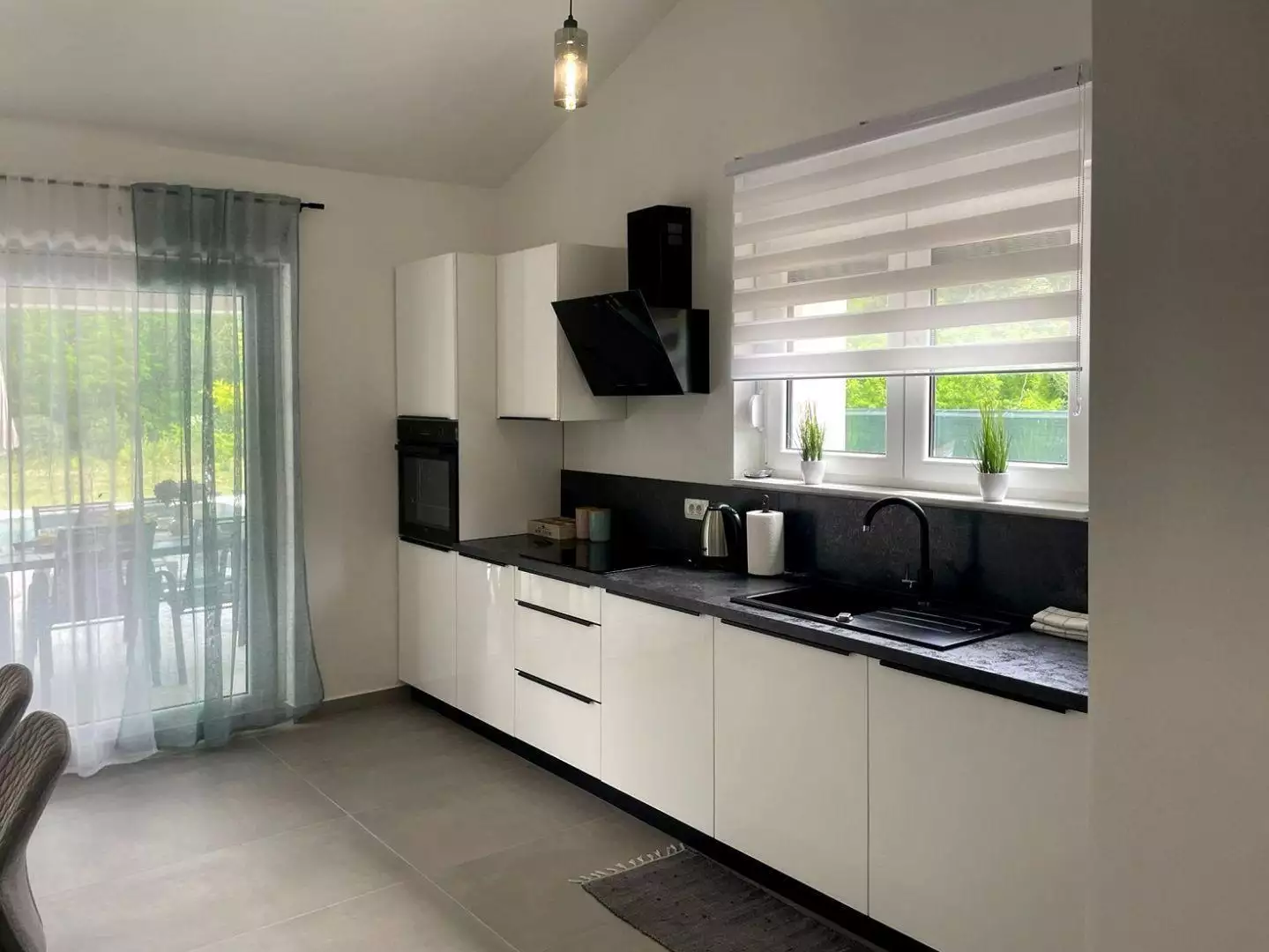Villa 140m² in Croatia, Labin. Priced at 500000€ rent photo-16