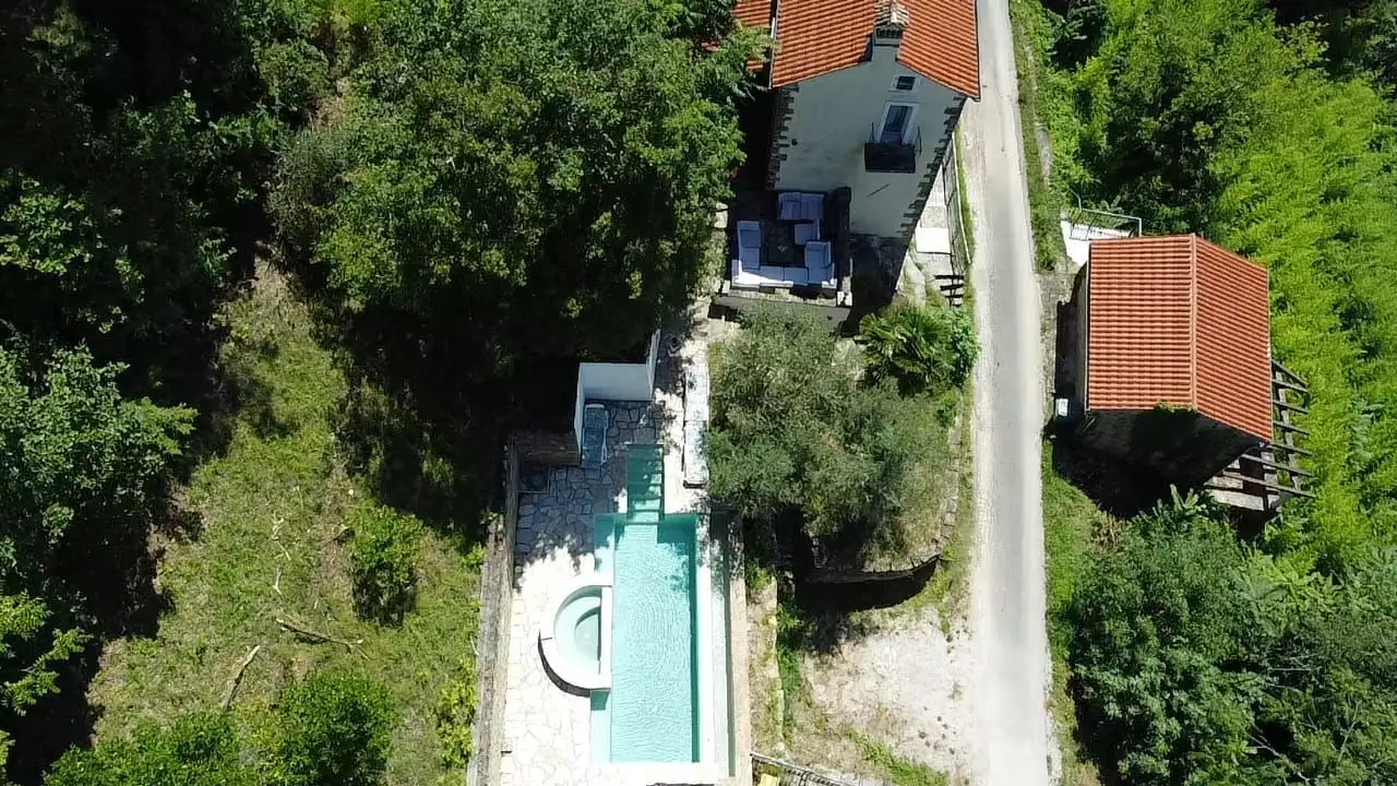 Villa 465m² in Croatia, Motovun. Priced at 780000€ rent photo-8