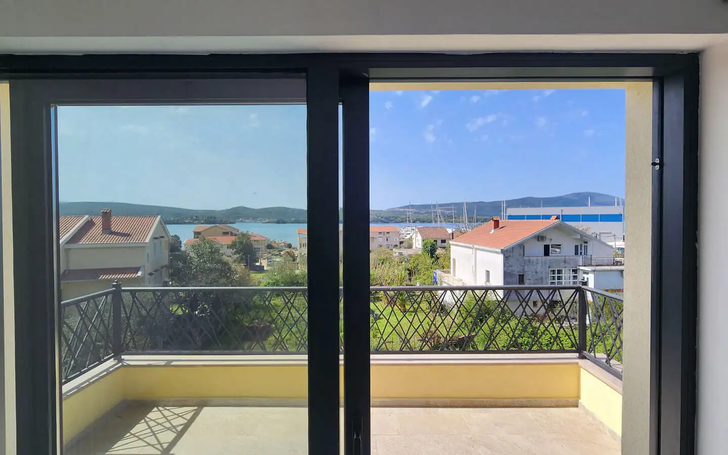 Flat 39m² in Montenegro, Tivat. Priced at 140000€ rent photo-13