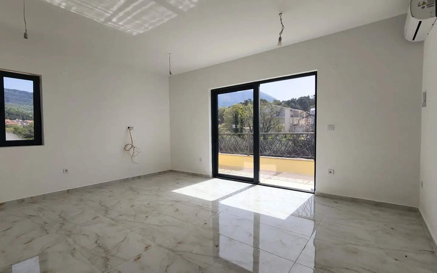 Flat 39m² in Montenegro, Tivat. Priced at 140000€ rent photo-16