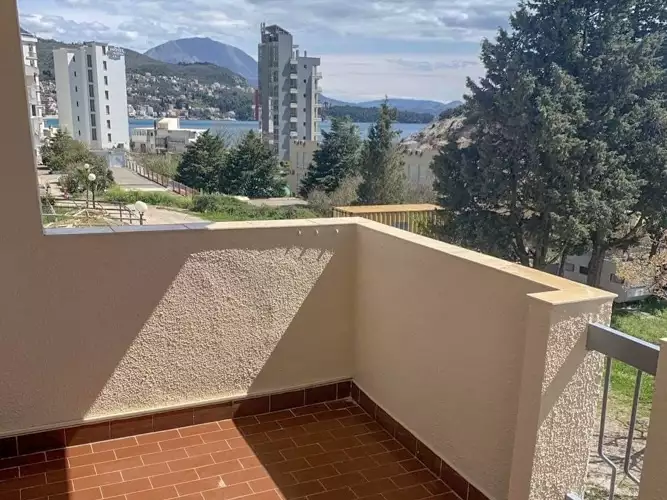 Flat 51m² in Montenegro, Sutomore. Priced at 106000€ rent photo-1