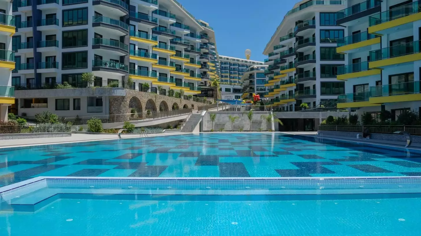Flat 65m² in Turkey, Kargicak. Priced at 205000€ rent photo-3