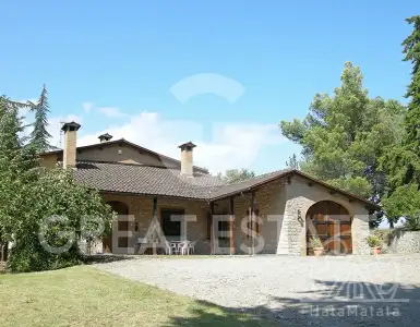 Buy in Italy for 580000€