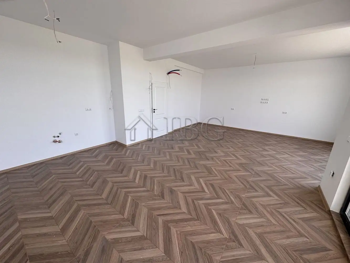 House 196m² in Bulgaria, Pomorie. Priced at 400000€ rent photo-9