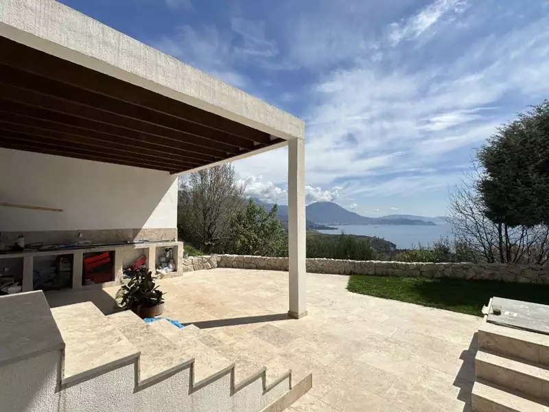 House 102m² in Montenegro, Sutomore. Priced at 250000€ rent photo-3