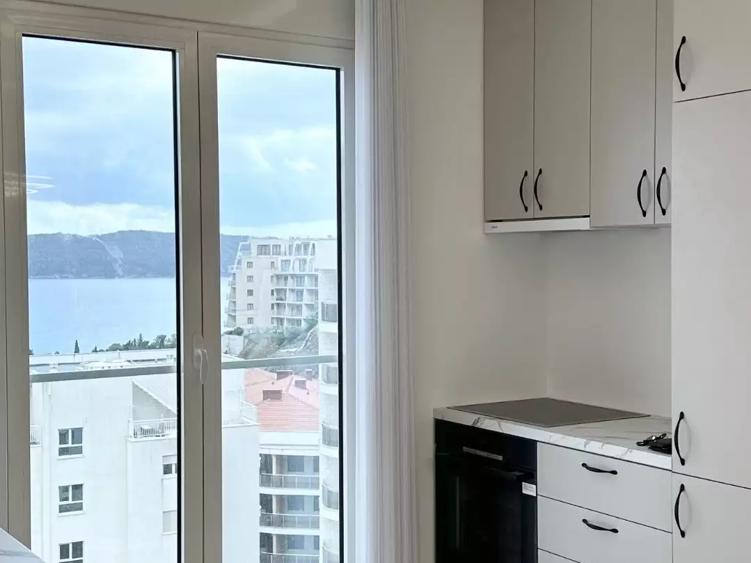 Flat 75m² in Montenegro, Becici. Priced at 195000€ rent photo-12