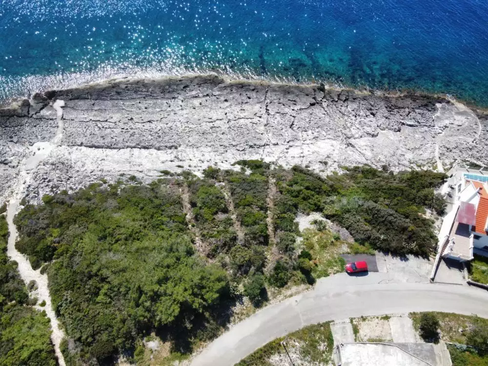 Villa 350m² in Croatia, Korcula. Priced at 2390000€ rent photo-2