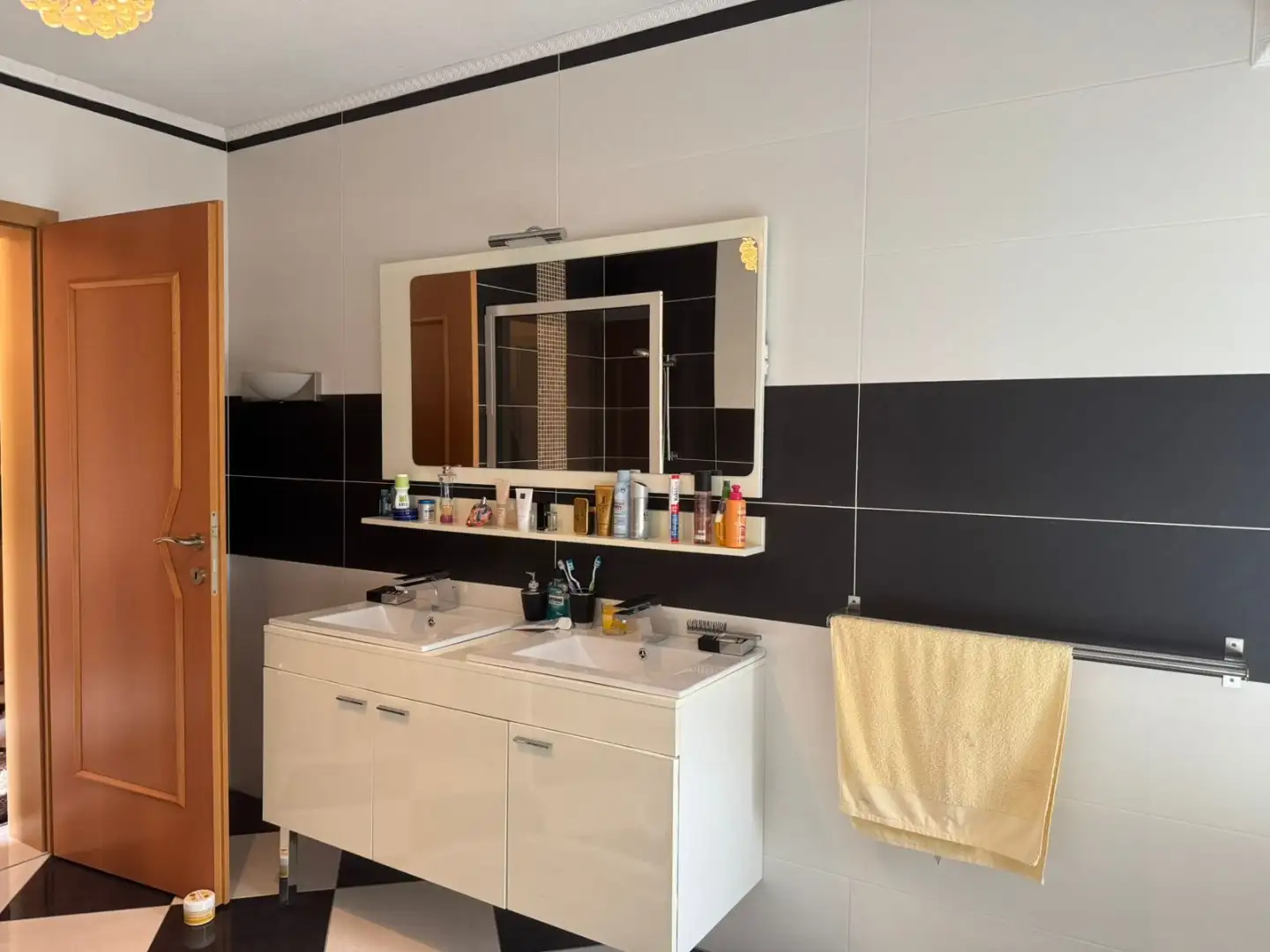House 153m² in Montenegro, Bar. Priced at 300000€ rent photo-21