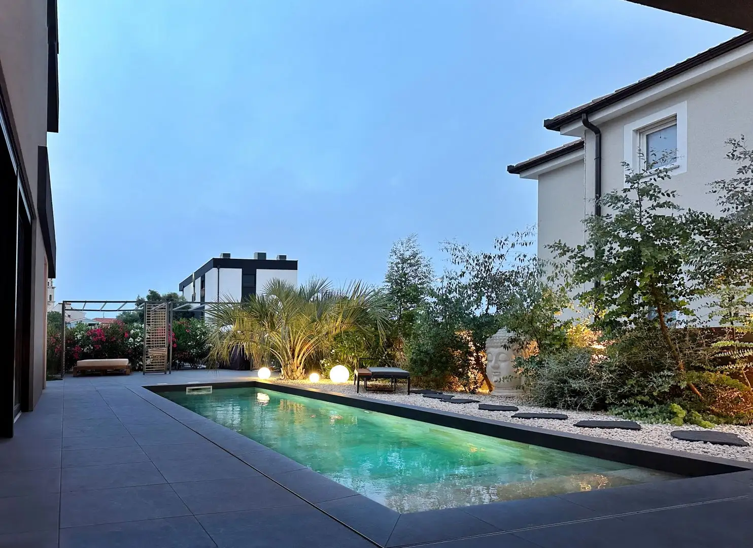 Villa 200m² in Croatia, Premantura. Priced at 1150000€ rent photo-3