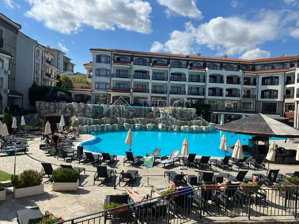 Flat 64m² in Bulgaria, Aheloy. Priced at 57000€ rent photo-1