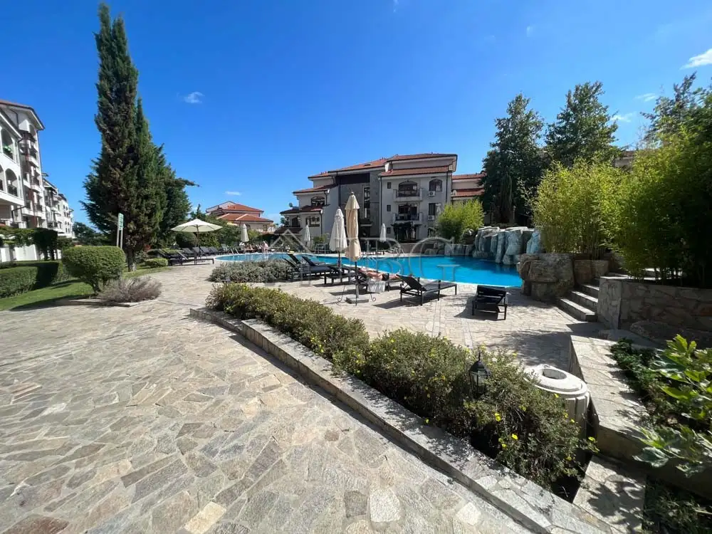 Flat 64m² in Bulgaria, Aheloy. Priced at 57000€ rent photo-18