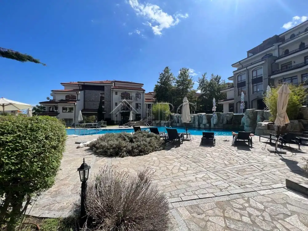 Flat 64m² in Bulgaria, Aheloy. Priced at 57000€ rent photo-19