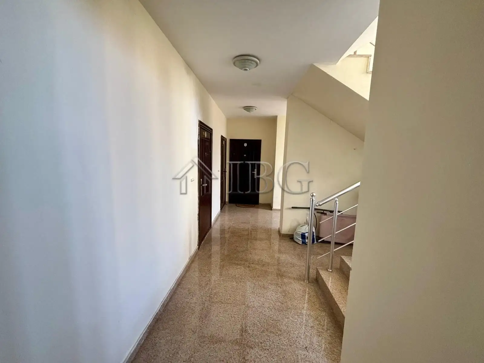 Flat 52m² in Bulgaria, Ravda. Priced at 77000€ rent photo-16