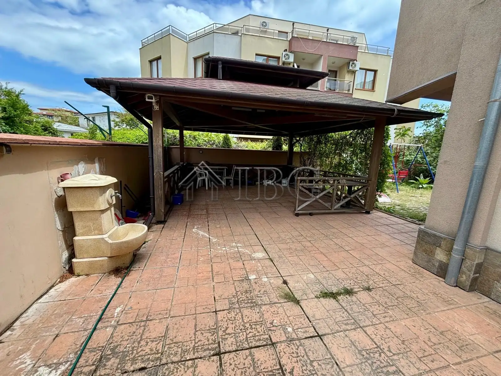 Flat 52m² in Bulgaria, Ravda. Priced at 77000€ rent photo-18
