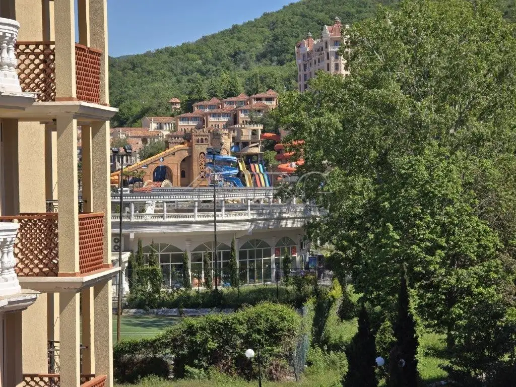 Flat 53m² in Bulgaria, Elenite. Priced at 49950€ rent photo-6
