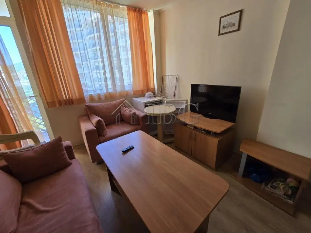 Flat 53m² in Bulgaria, Elenite. Priced at 49950€ rent photo-11