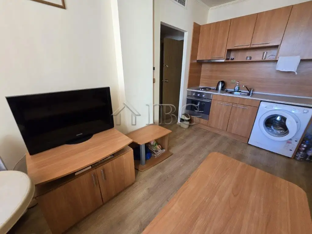 Flat 53m² in Bulgaria, Elenite. Priced at 49950€ rent photo-13
