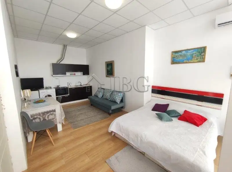 Flat 48m² in Bulgaria, Sunny Beach. Priced at 58000€ rent photo-9