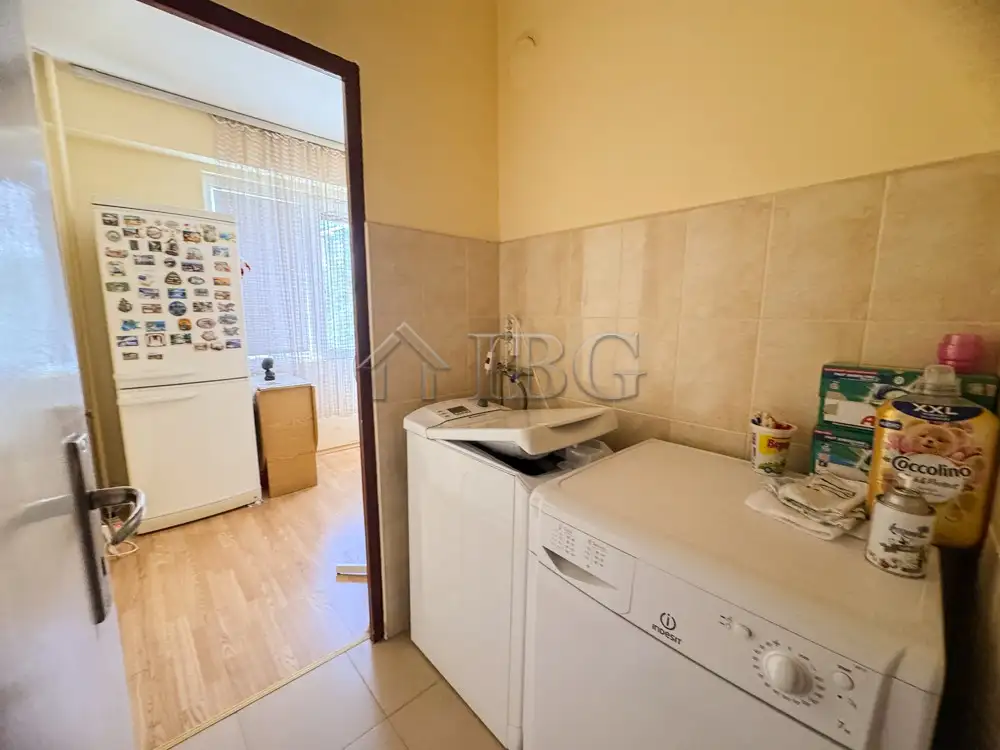 Flat 40m² in Bulgaria, Ruse. Priced at 49990€ rent photo-9