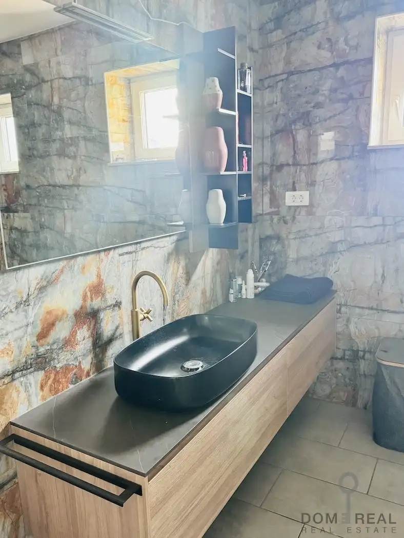 House 120m² in Slovenia, Piran. Priced at 695000€ rent photo-14