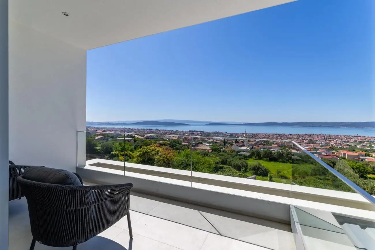 Villa 330m² in Croatia, Split. Priced at 2480000€ rent photo-8