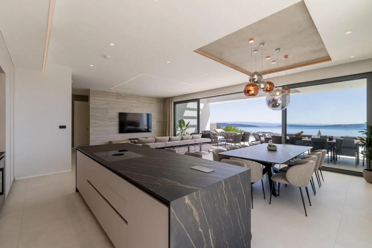 Villa 330m² in Croatia, Split. Priced at 2480000€ rent photo-24