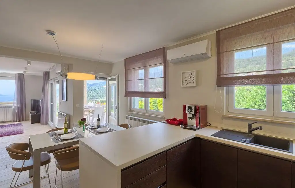 Villa 275m² in Croatia, Poljane. Priced at 960000€ rent photo-9
