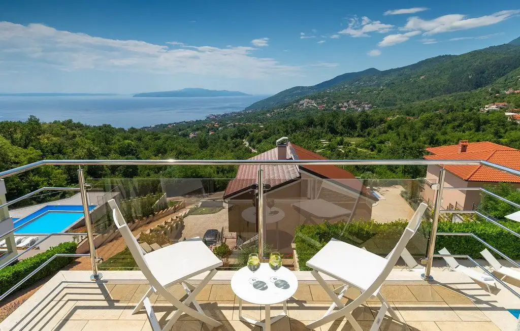 Villa 275m² in Croatia, Poljane. Priced at 960000€ rent photo-23