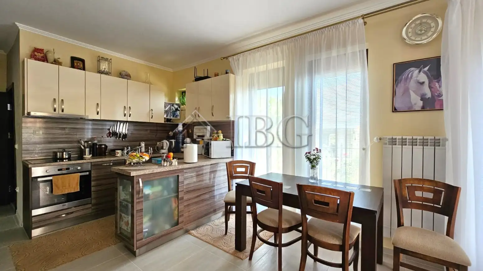 House 330m² in Bulgaria, Sveti Vlas. Priced at 345000€ rent photo-6