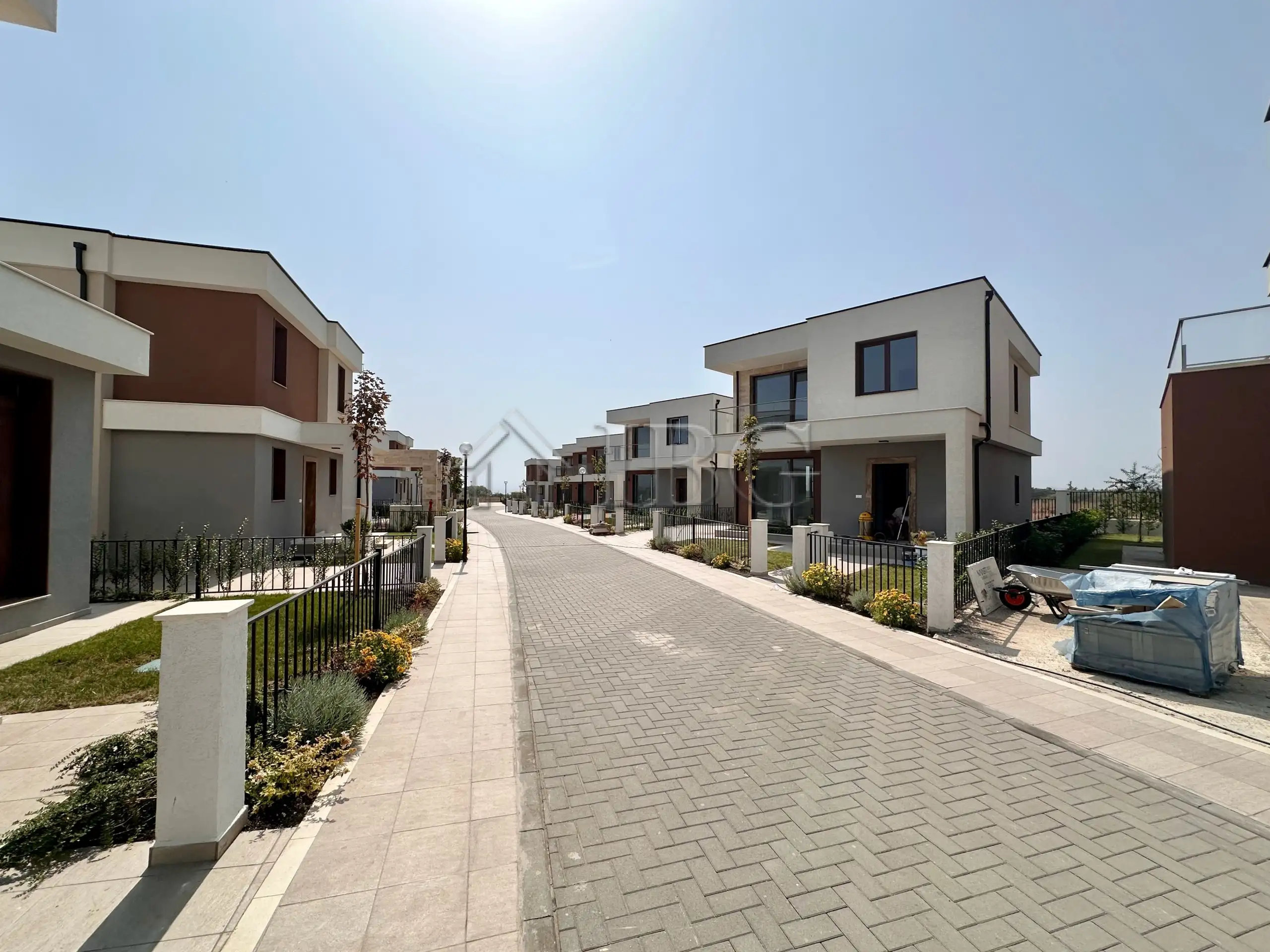 House 142m² in Bulgaria, Pomorie. Priced at 259900€ rent photo-5