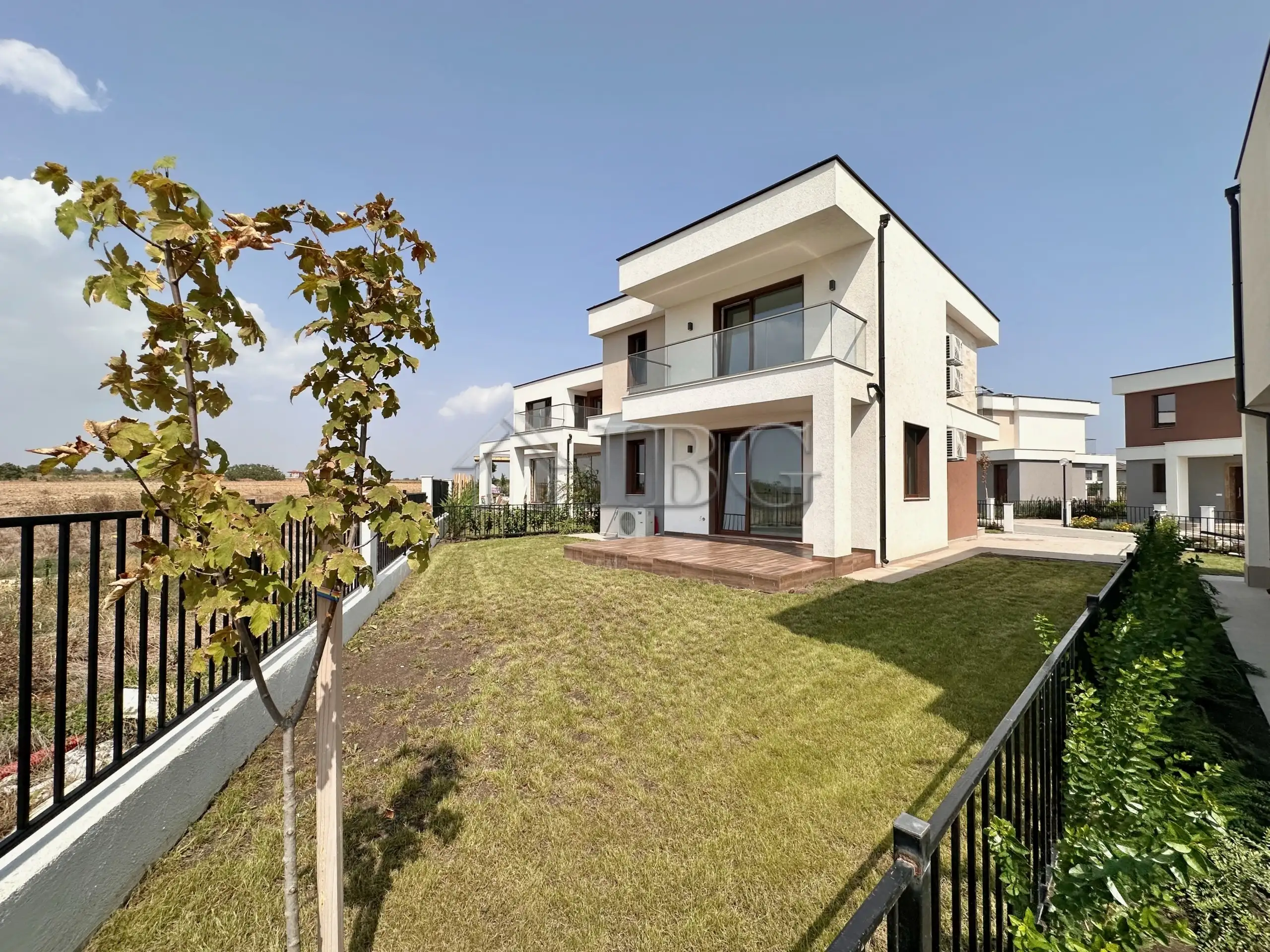 House 142m² in Bulgaria, Pomorie. Priced at 259900€ rent photo-6