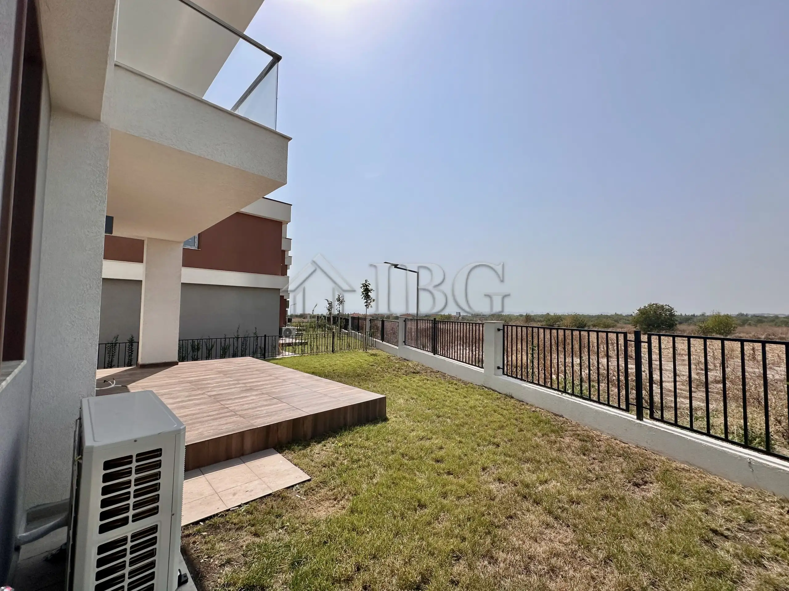 House 142m² in Bulgaria, Pomorie. Priced at 259900€ rent photo-9