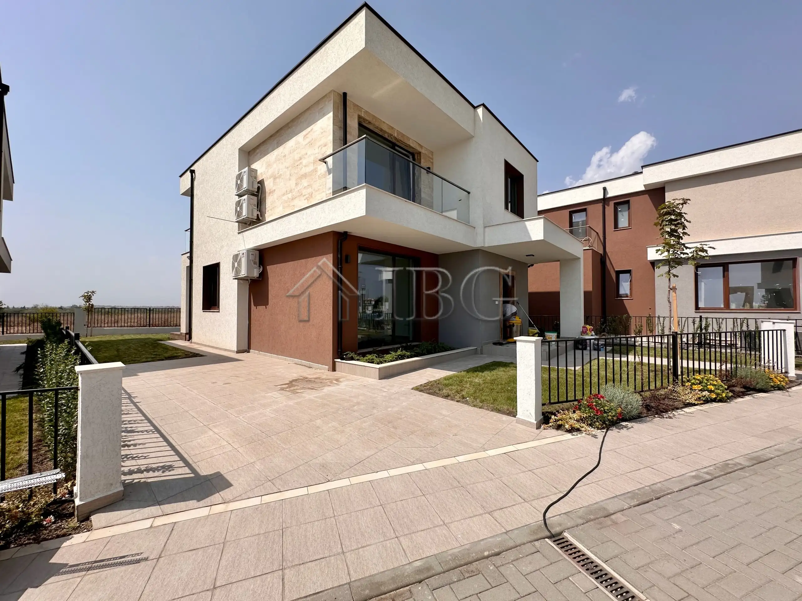 House 142m² in Bulgaria, Pomorie. Priced at 259900€ rent photo-11