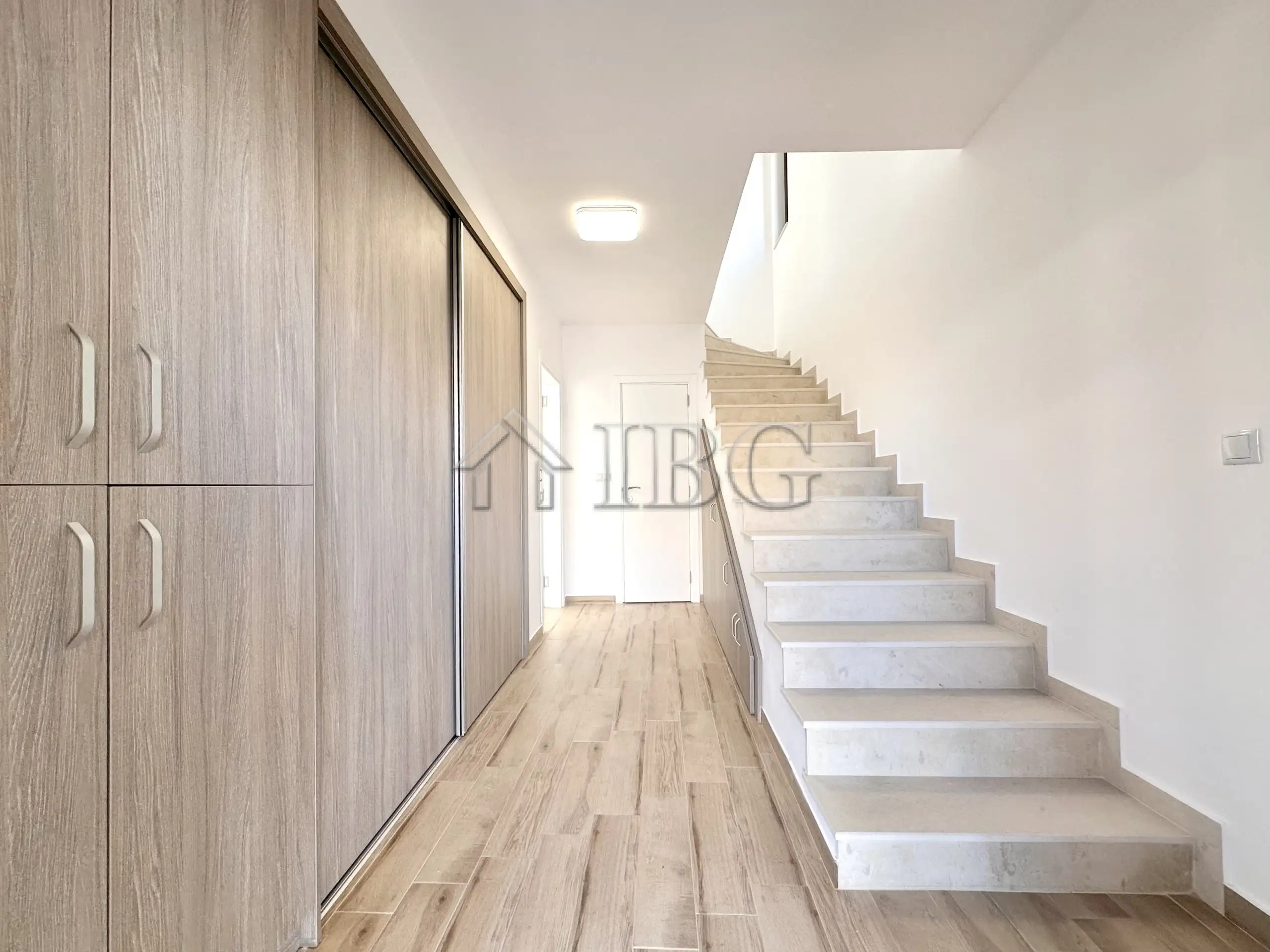 House 142m² in Bulgaria, Pomorie. Priced at 259900€ rent photo-13