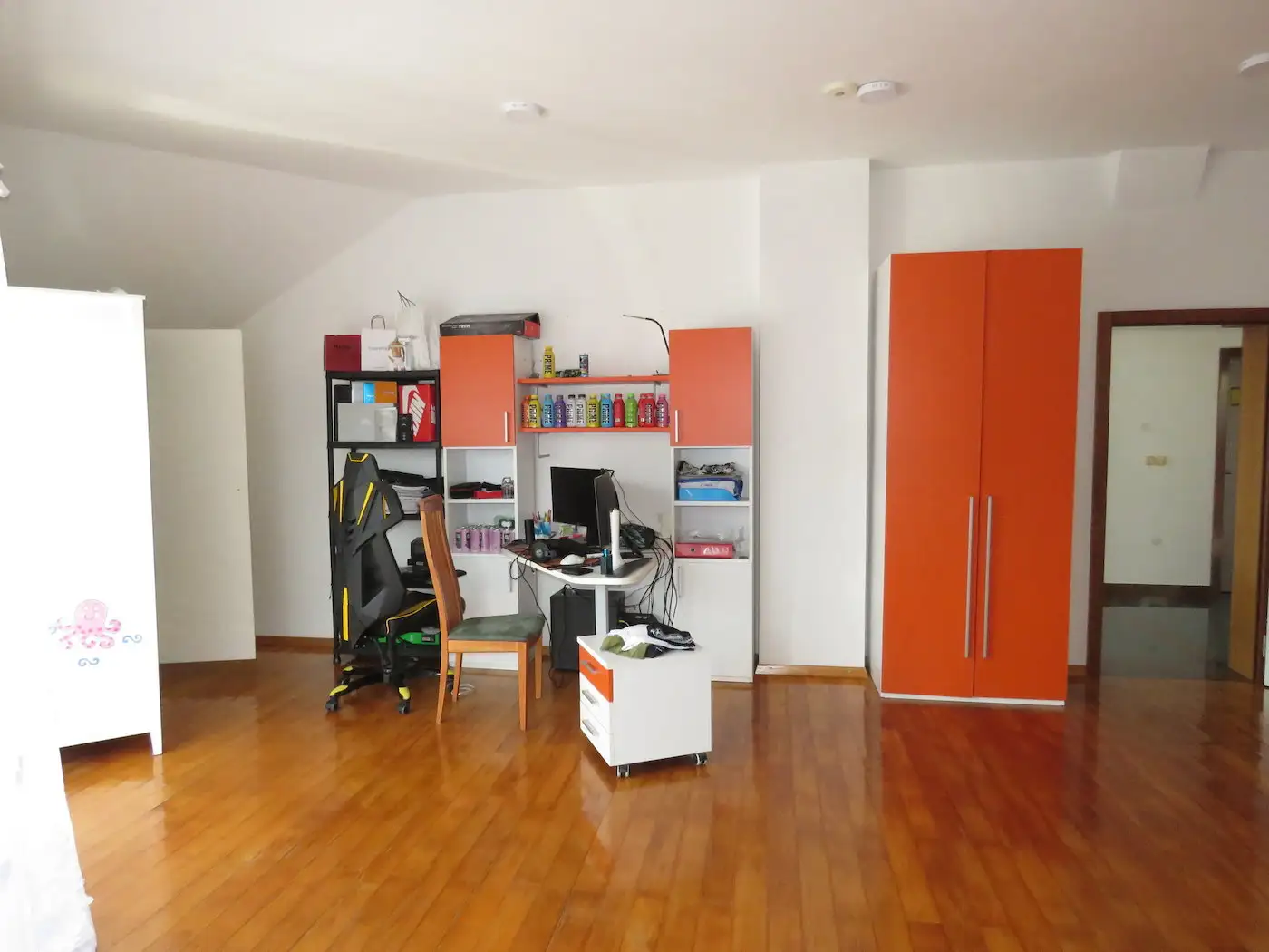 House 485m² in Slovenia, Siska. Priced at 895000€ rent photo-13