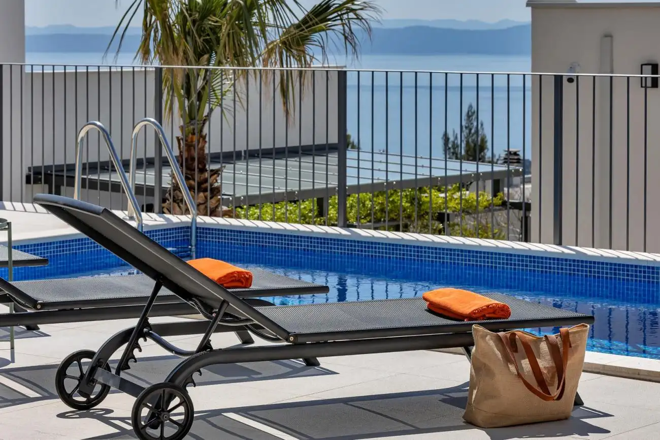 Villa 220m² in Croatia, Makarska. Priced at 1400000€ rent photo-11