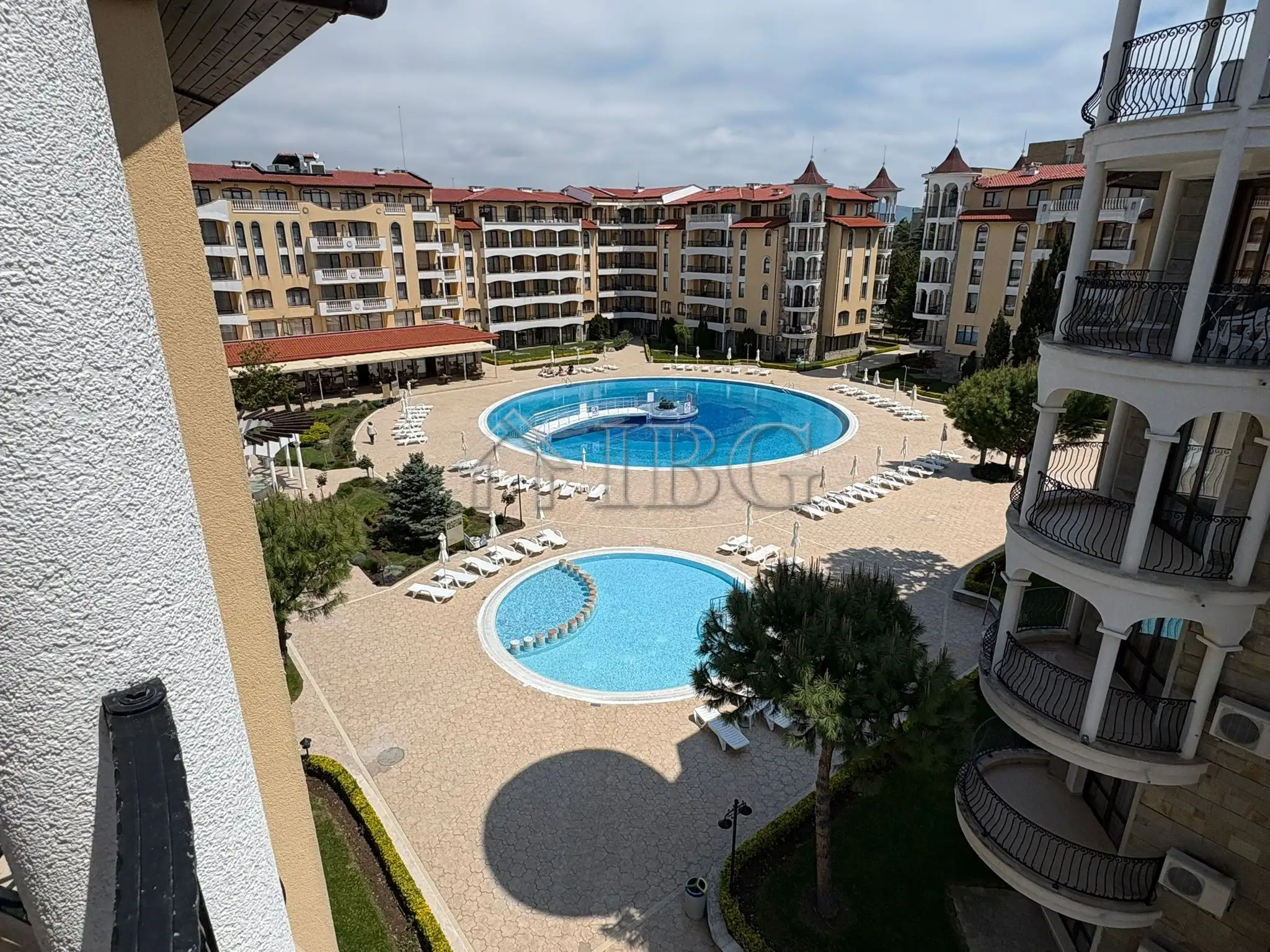 Flat 94m² in Bulgaria, Sunny Beach. Priced at 105000€ rent photo-1