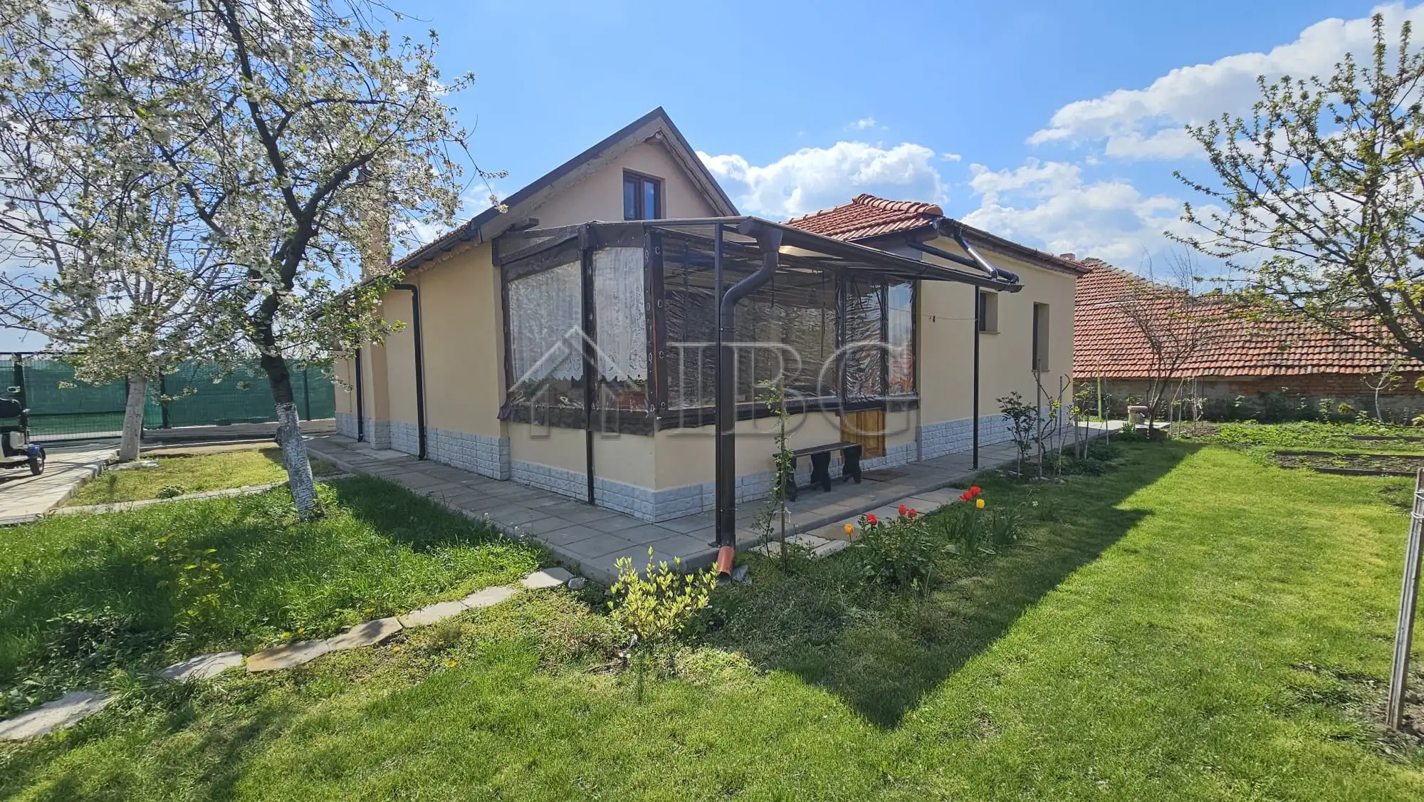 House 104m² in Bulgaria, Orizare. Priced at 135000€ rent photo-2