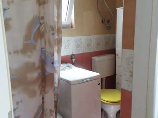 House 200m² in Italy, Barga. Priced at 230000€ rent photo-8