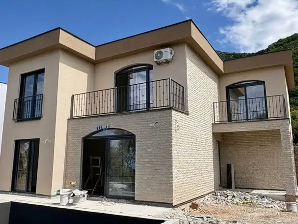 House 225m² in Montenegro, Susanj. Priced at 400000€ rent photo-16