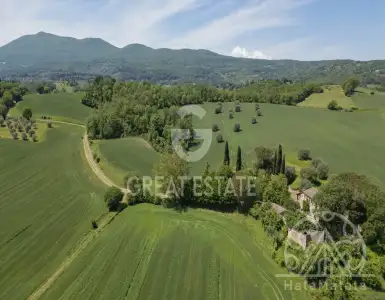 Buy in Italy for 580000€