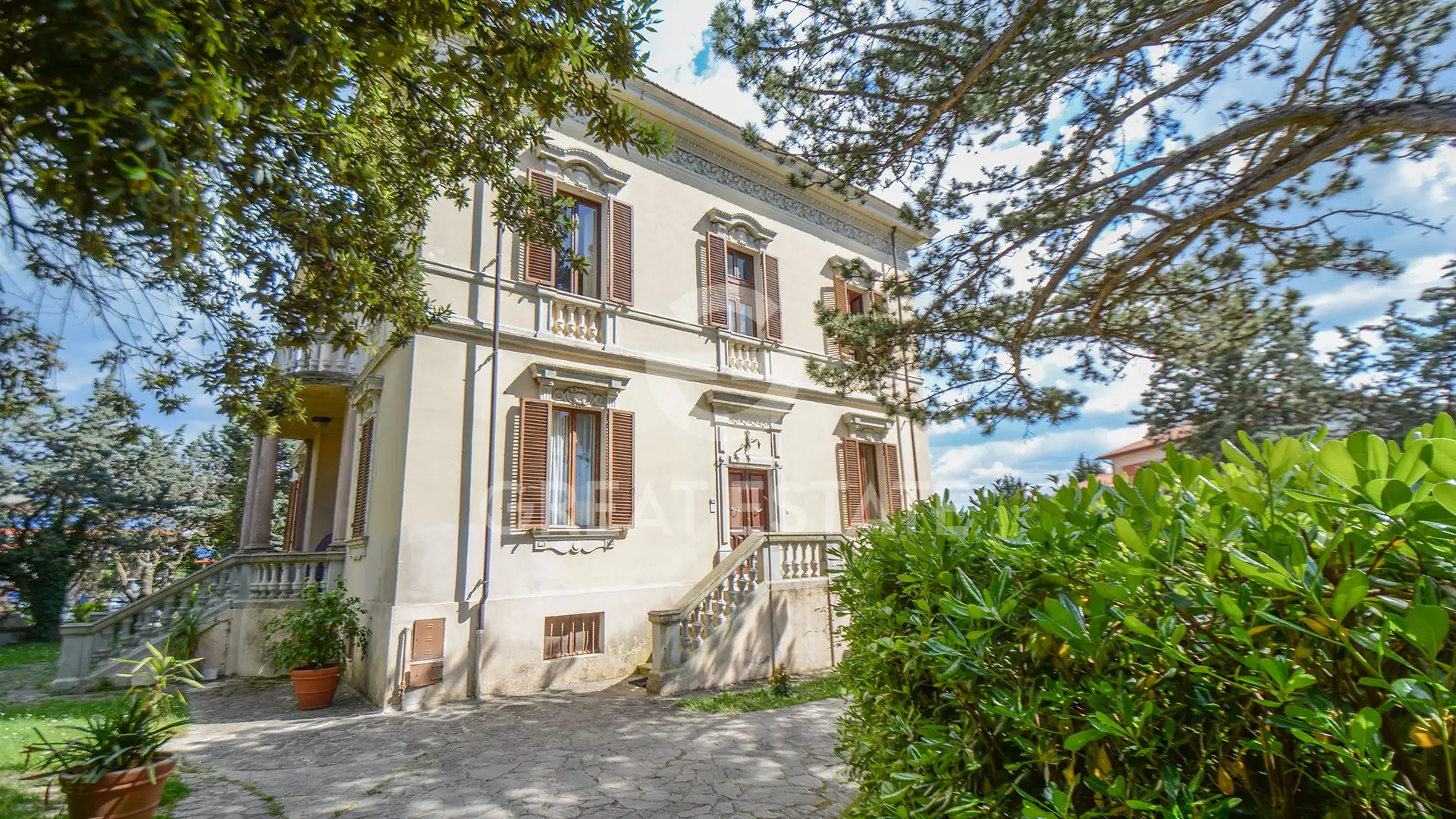 House 761m² in Italy, Terney. Priced at 548000€ rent photo-1