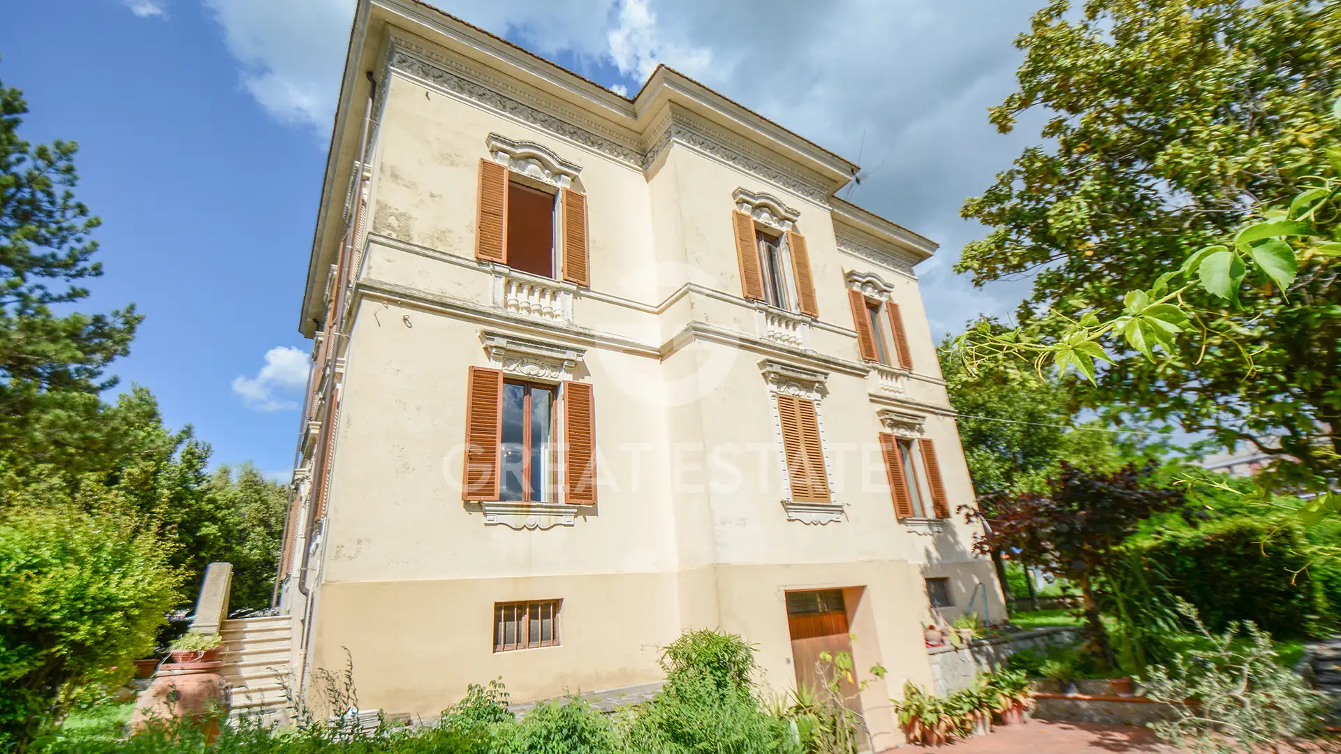 House 761m² in Italy, Terney. Priced at 548000€ rent photo-6