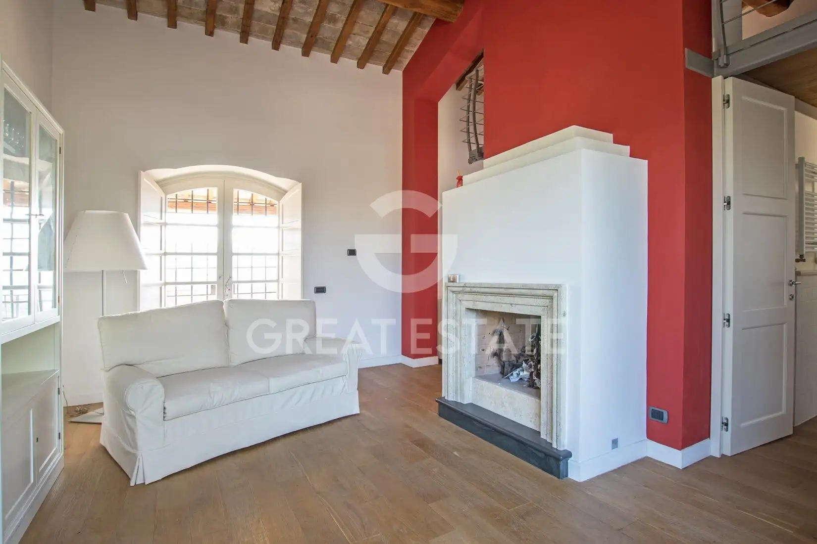 House 210m² in Italy, Perugia. Priced at 550000€ rent photo-14