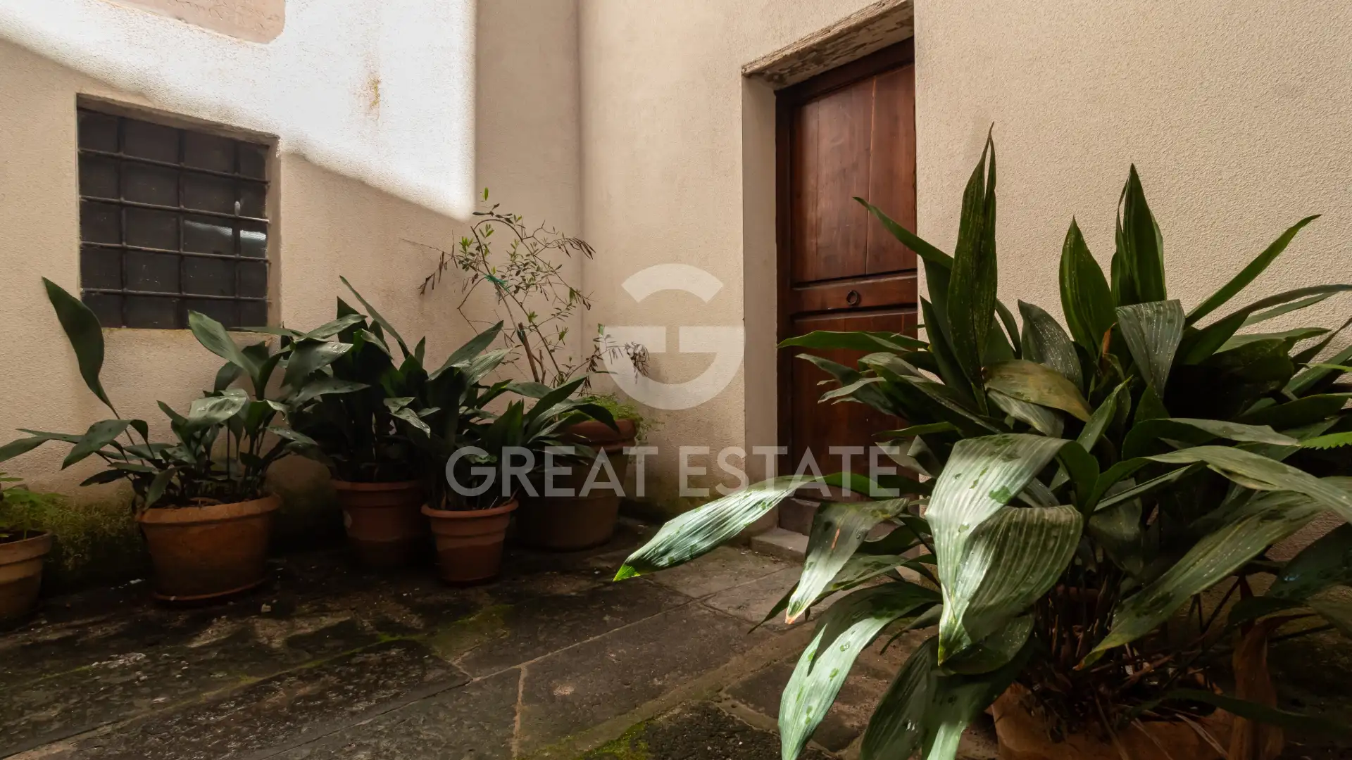 Flat 193m² in Italy, Terney. Priced at 560000€ rent photo-2